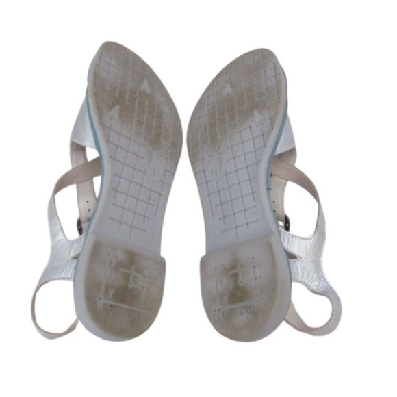 Fly London Cula Silver Leather Sandals Size 41 / US 8 w Box - Picture 6 of 8